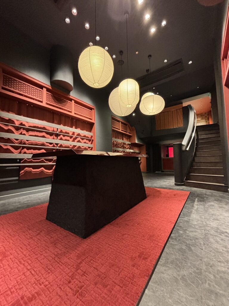 京都　下京区　物販店　店舗新装工事