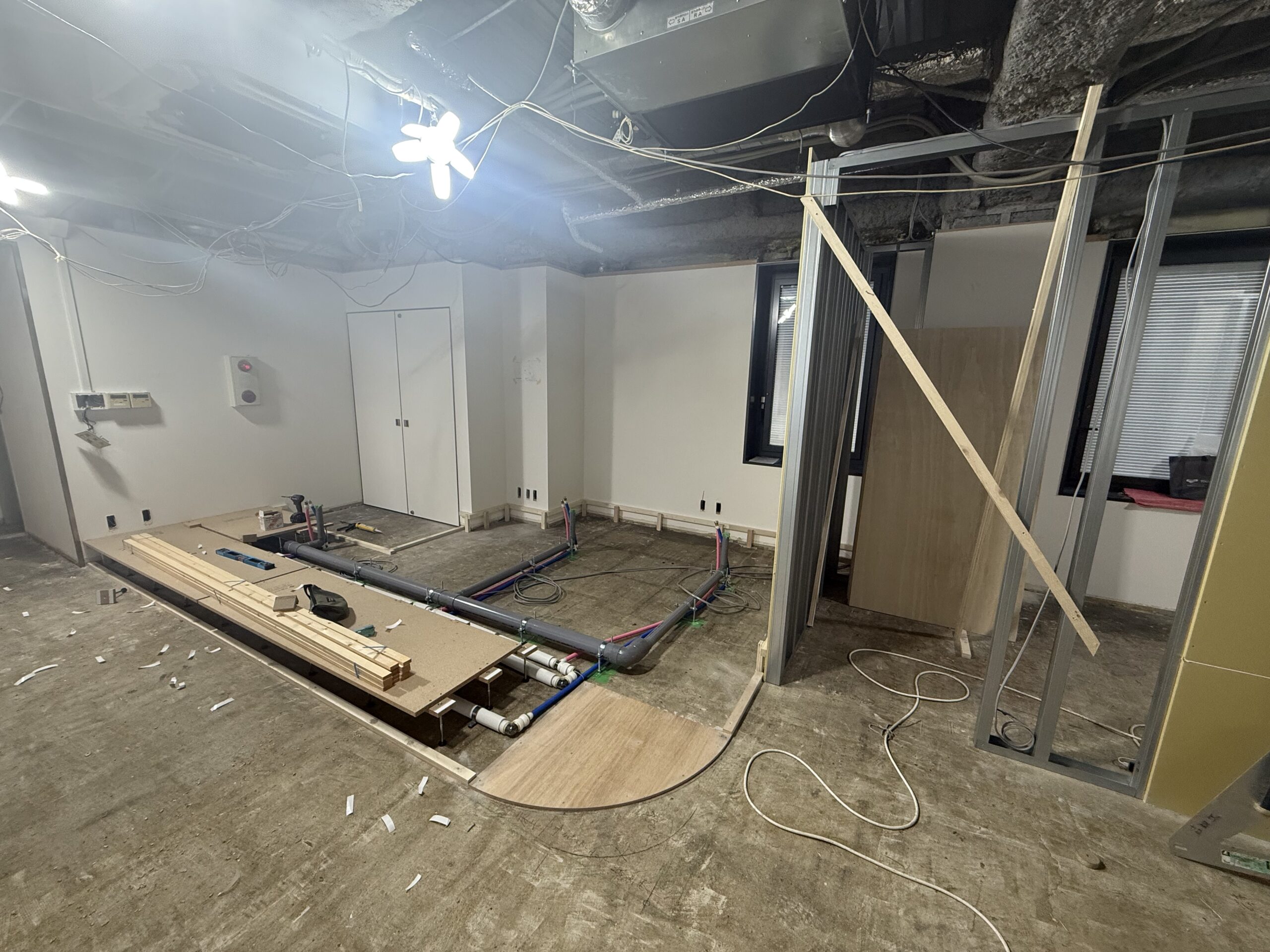 大阪市　西区　店舗新装工事