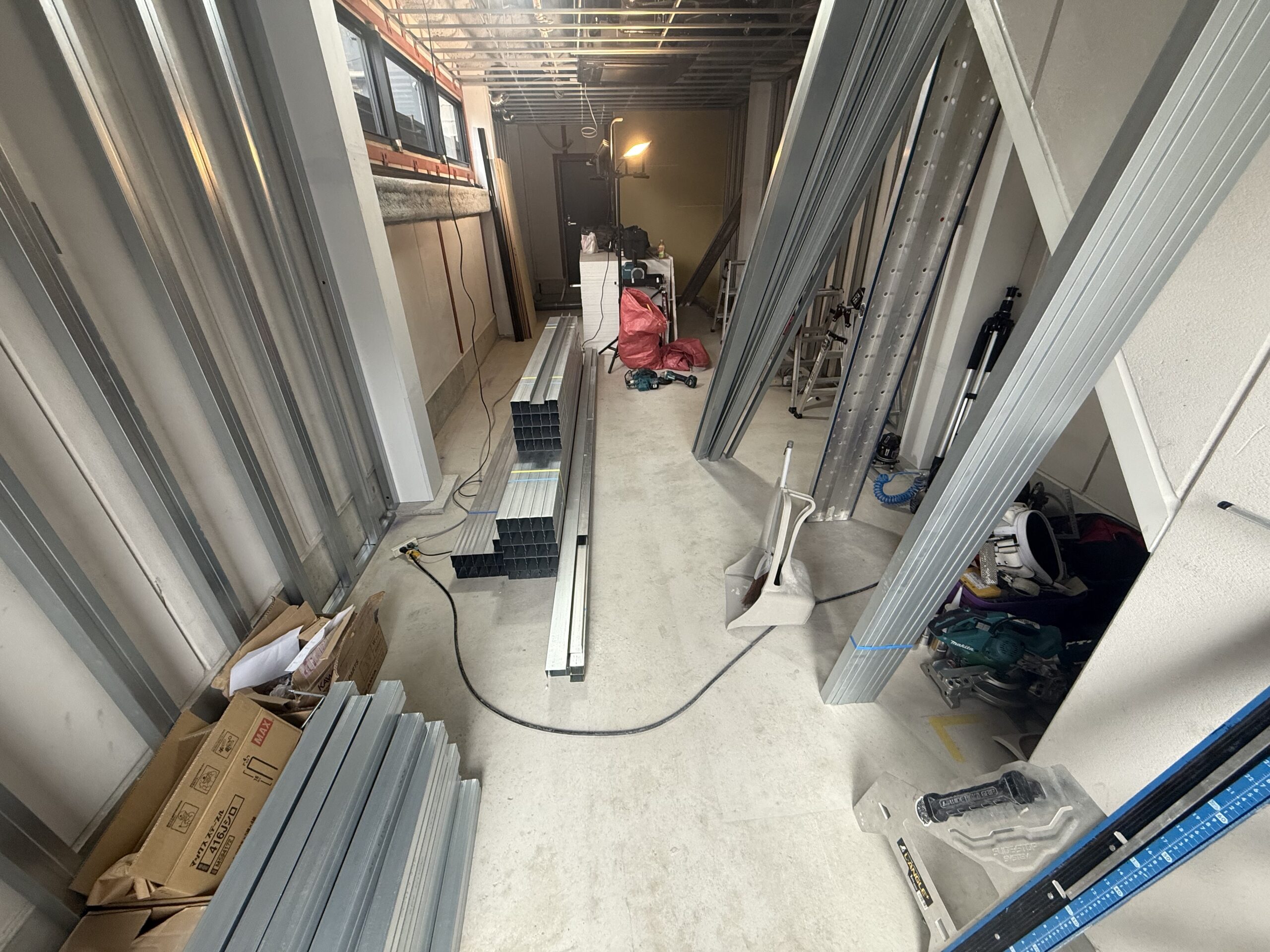 大阪市　中央区　店舗新装工事