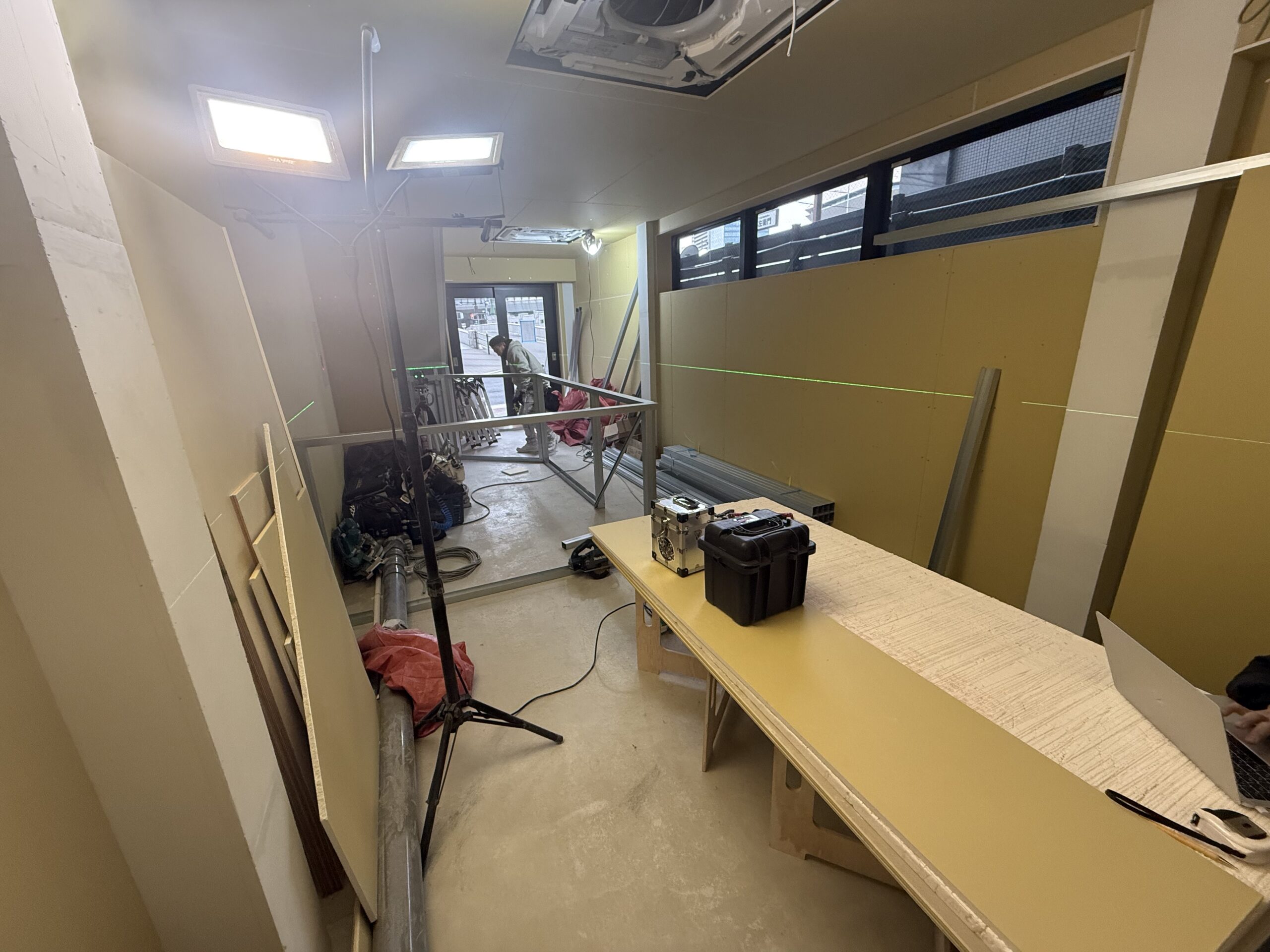 大阪市　中央区　店舗新装工事