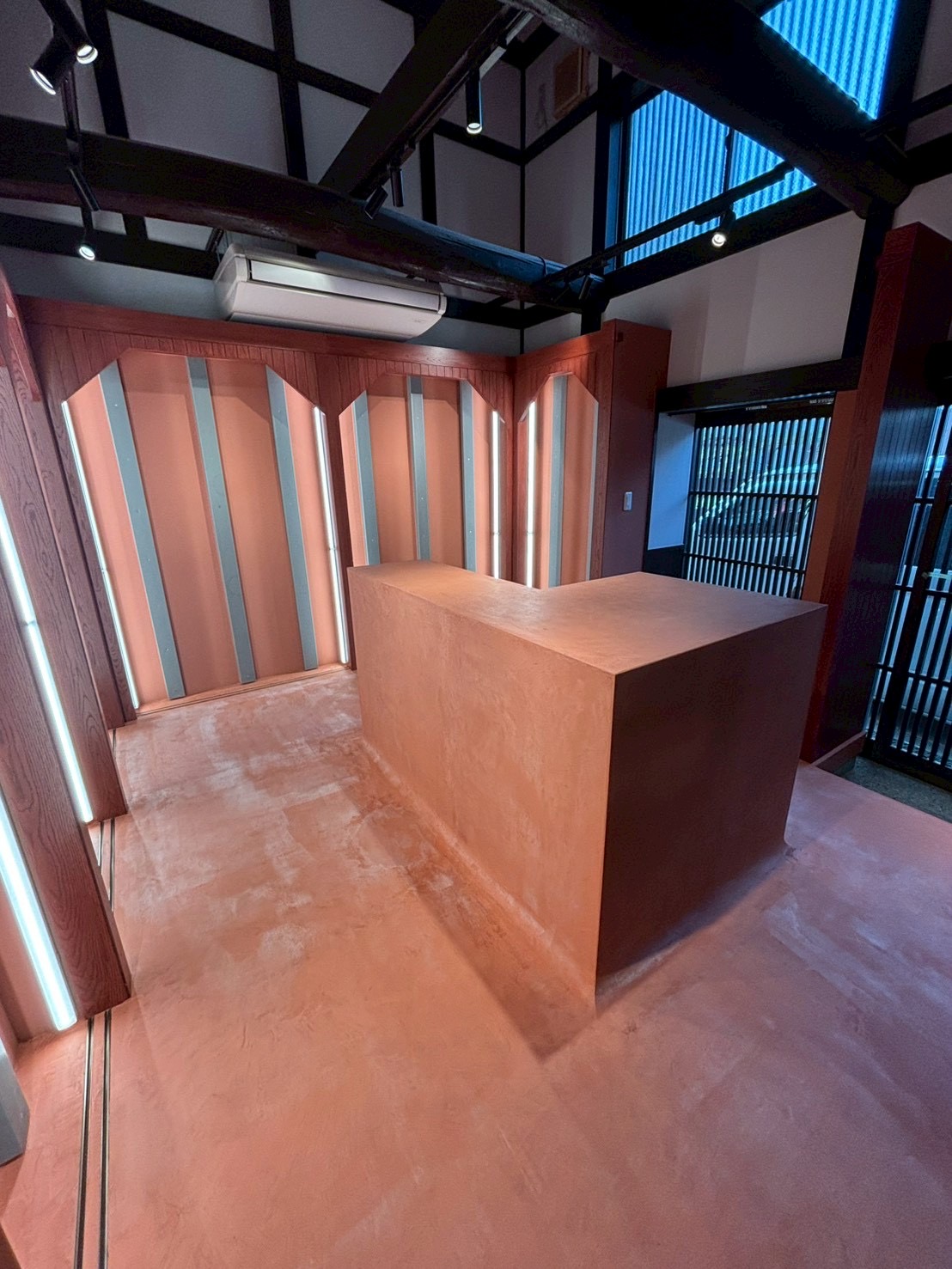 石川県　金沢　店舗工事